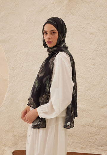 Siyah Summer Rose Desen Rami Şal