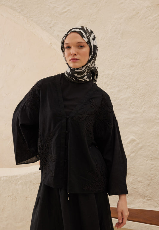 Siyah Petunia Desen Rami Şal