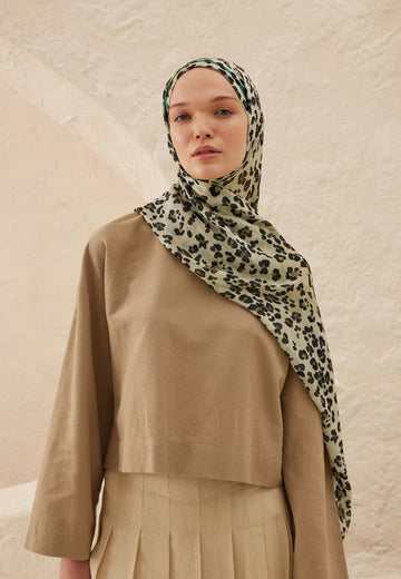Soft Yeşil Leopar Desen Rami Şal