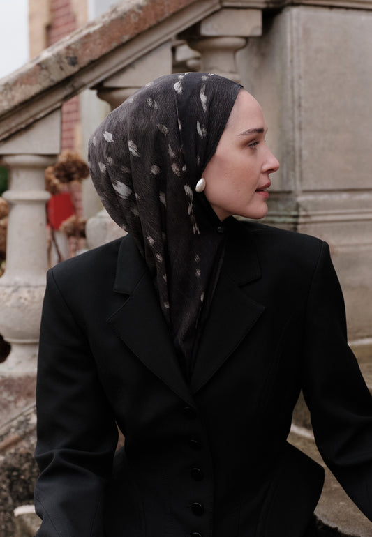 Fawn Desenli Pamuk Viskon Şal Siyah