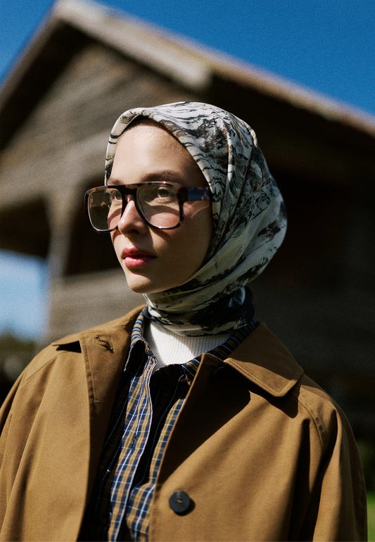 Wild Stripes Desen Pamuk İpek Eşarp Siyah