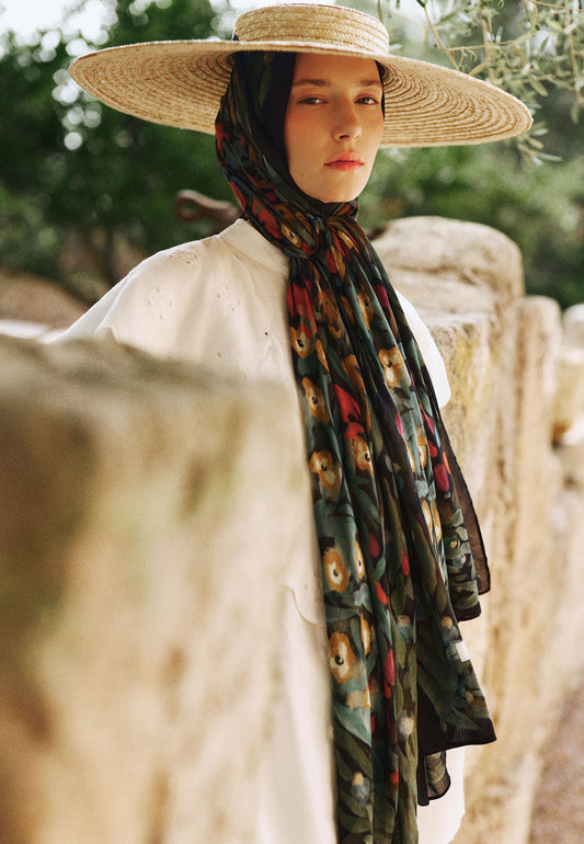 Floral Whimsy Desen Rami Viskon Şal Siyah