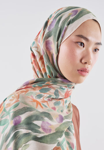 Floral Whimsy Desen Rami Viskon Şal Kırmızı