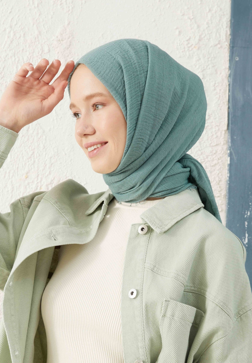 aqua hijab