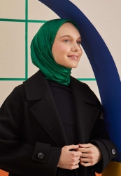 JAKARLI EŞARP ENERJİK YEŞİL JAKARLI EŞARP ENERJİK YEŞİL