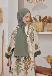 MEDINA SILK HIJAB PASTEL GREEN