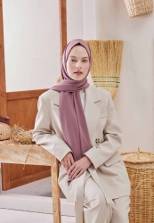 MEDINA SILK HIJAB SOFT PINK