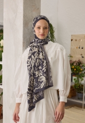 VIOLET PATTERN HIJAB INDIGO