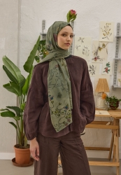 RUTH PATTERN HIJAB UNRIPE ALMOND GREEN