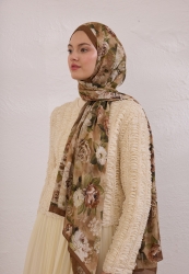 MAGNOLIA PATTERNED RAMI HIJAB MILK COFFEE MAGNOLIA PATTERNED RAMI HIJAB MILK COFFEE