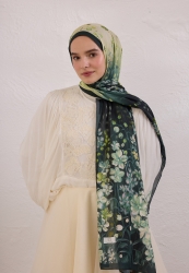 WISTERIA PATTERN RAMI HIJAB DARK GREEN WISTERIA PATTERN RAMI HIJAB DARK GREEN