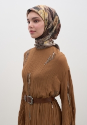 MIDNIGHT FLORAL PATTERNED COTTON VISCOSE SCARF BROWN