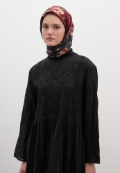 TINY PLUMERIA DESEN PAMUKLU VİSKON EŞARP KIRMIZI