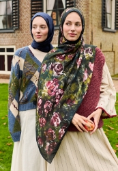 MADELEINE PATTERNED COTTON VISCOSE HIJAB DEEP GREEN