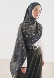 FAWN PATTERNED COTTON VISCOSE HIJAB IN BLACK
