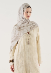 SOFT LINES PATTERNED SOFT VISCOSE HIJAB BEIGE