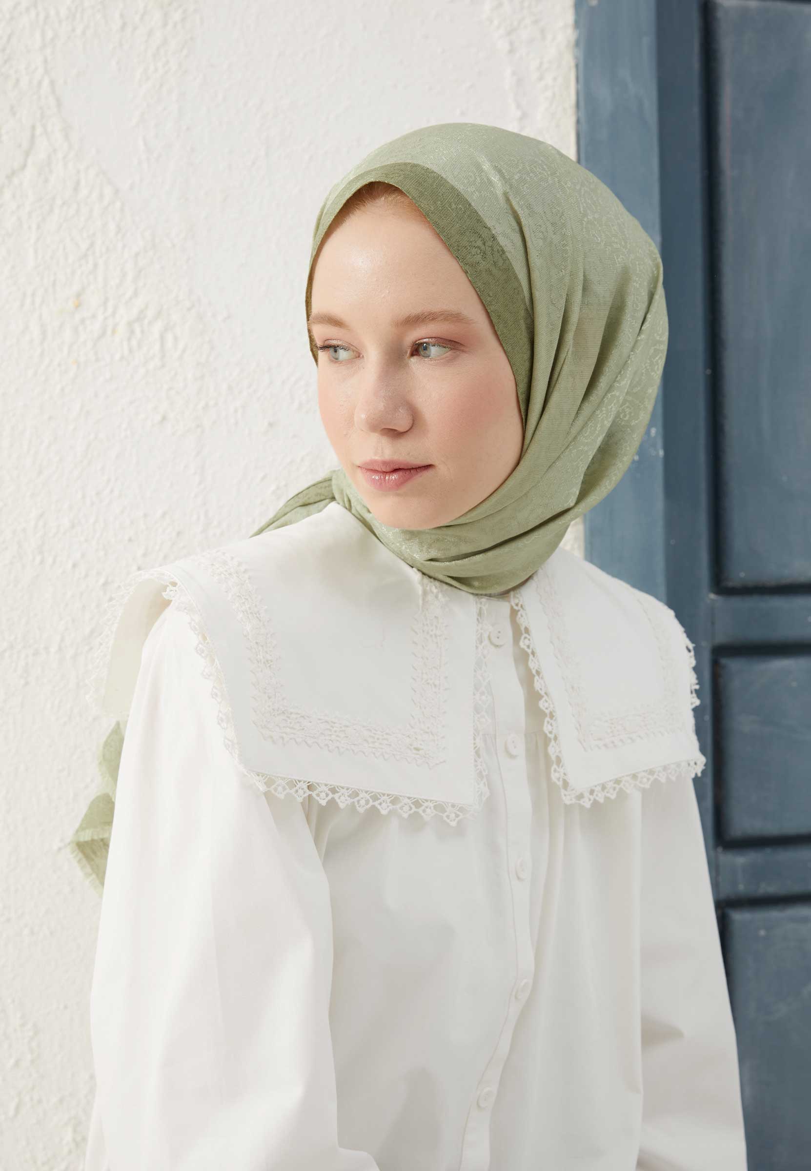 Çağla Yeşili Monogram Şal
