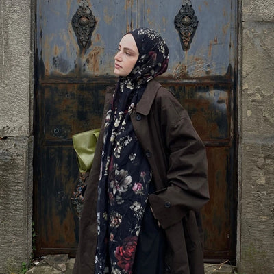 Mıdnıght Rose Desenli Pamuk Viskon Şal Siyah