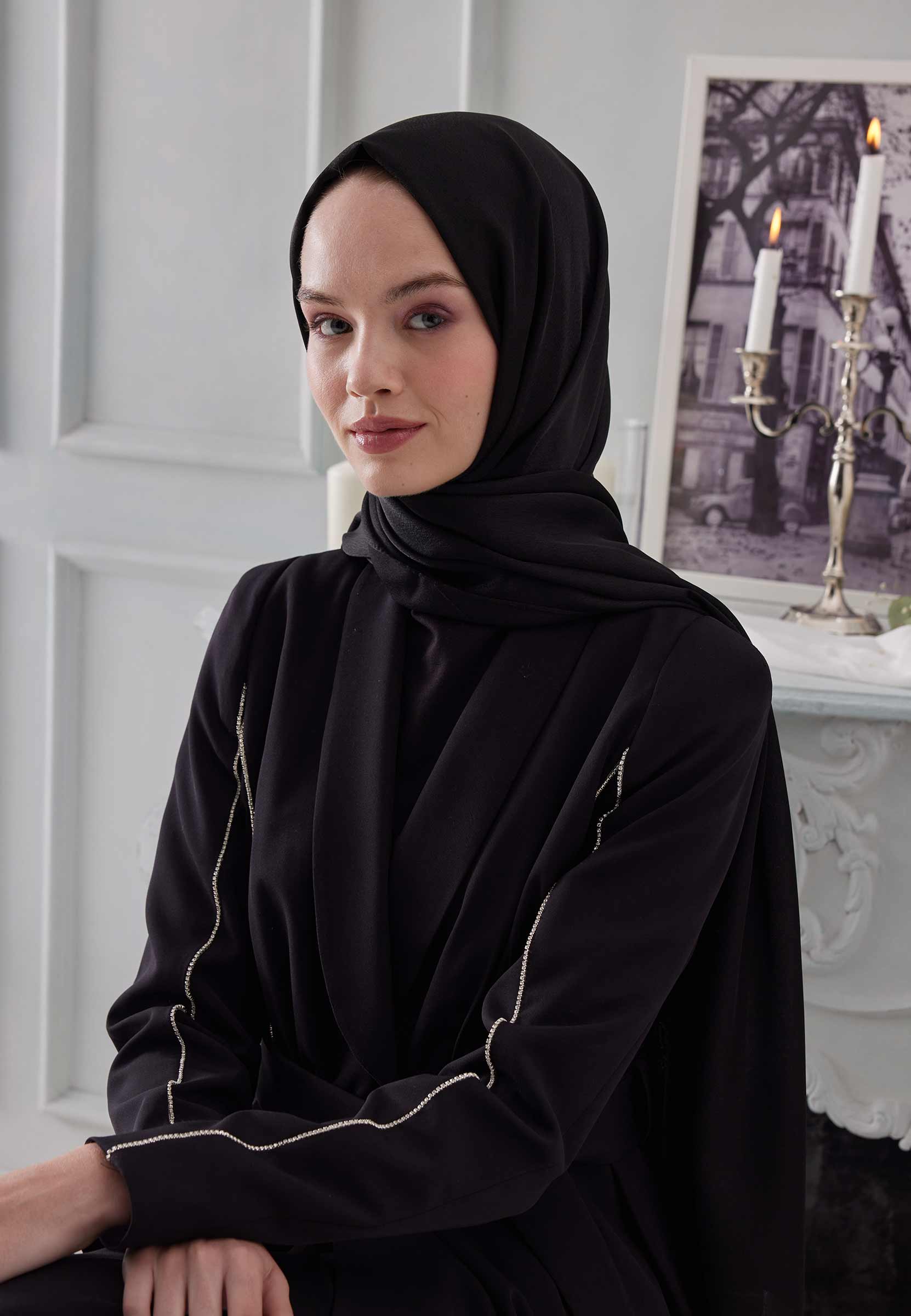 Siyah Janjanlı Şal