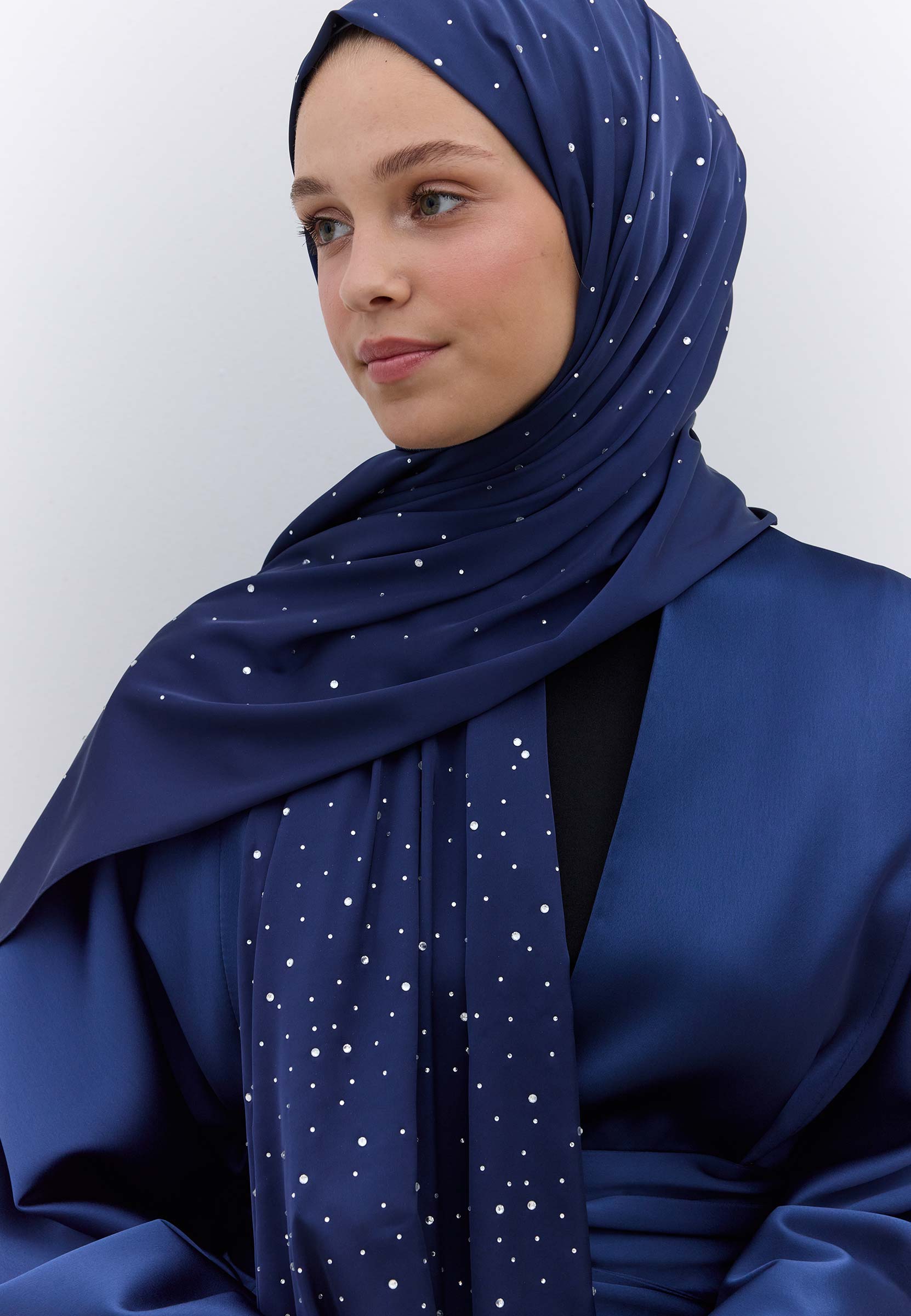Lacivert Strass Taşlı İpeksi Şal