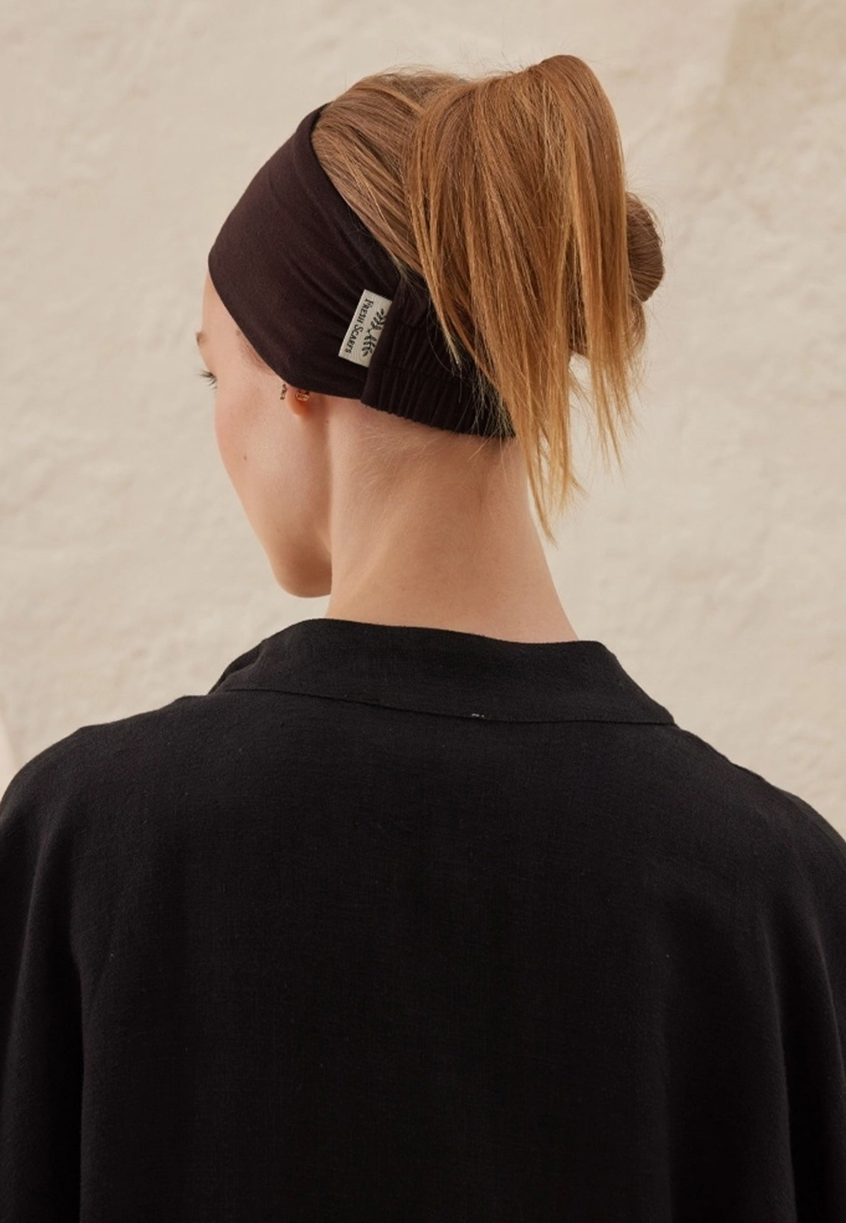 Acı Kahve Silikonlu Kaydırmaz Bandana