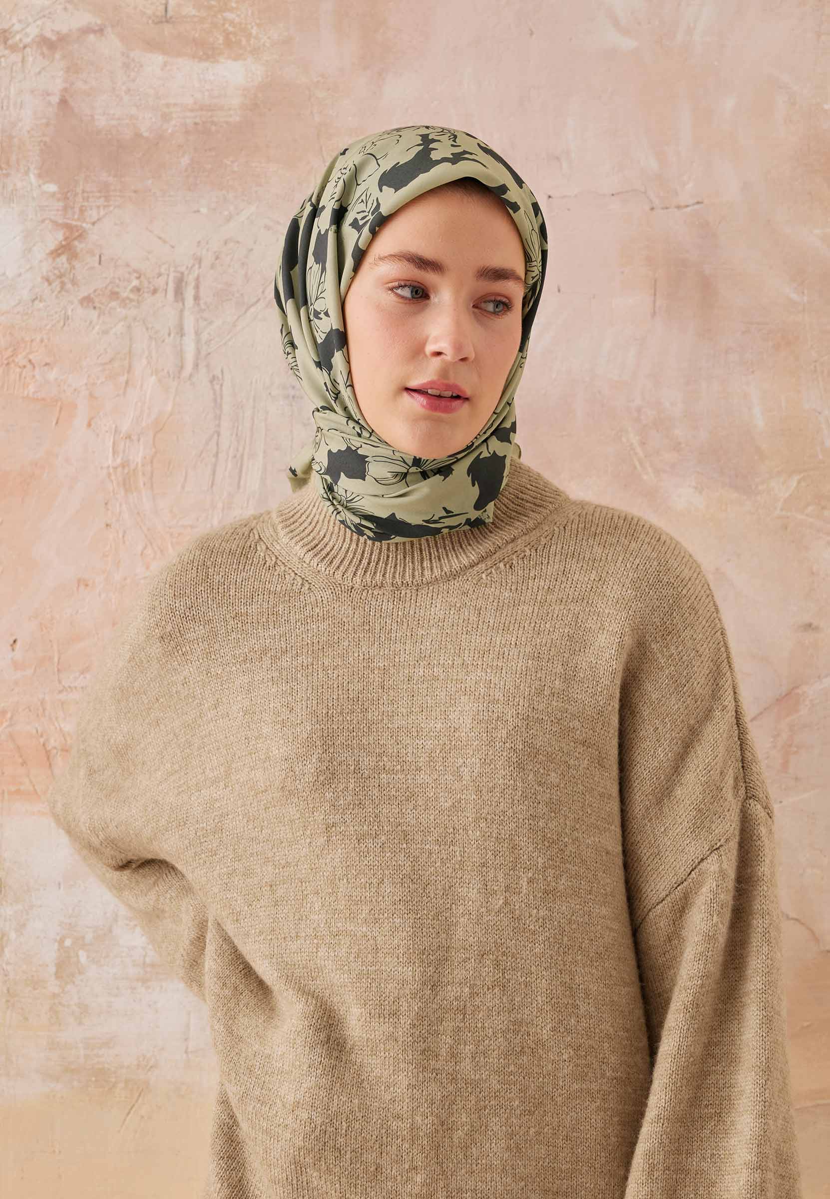 Yeşil Peony Desen Pamuk İpek Eşarp