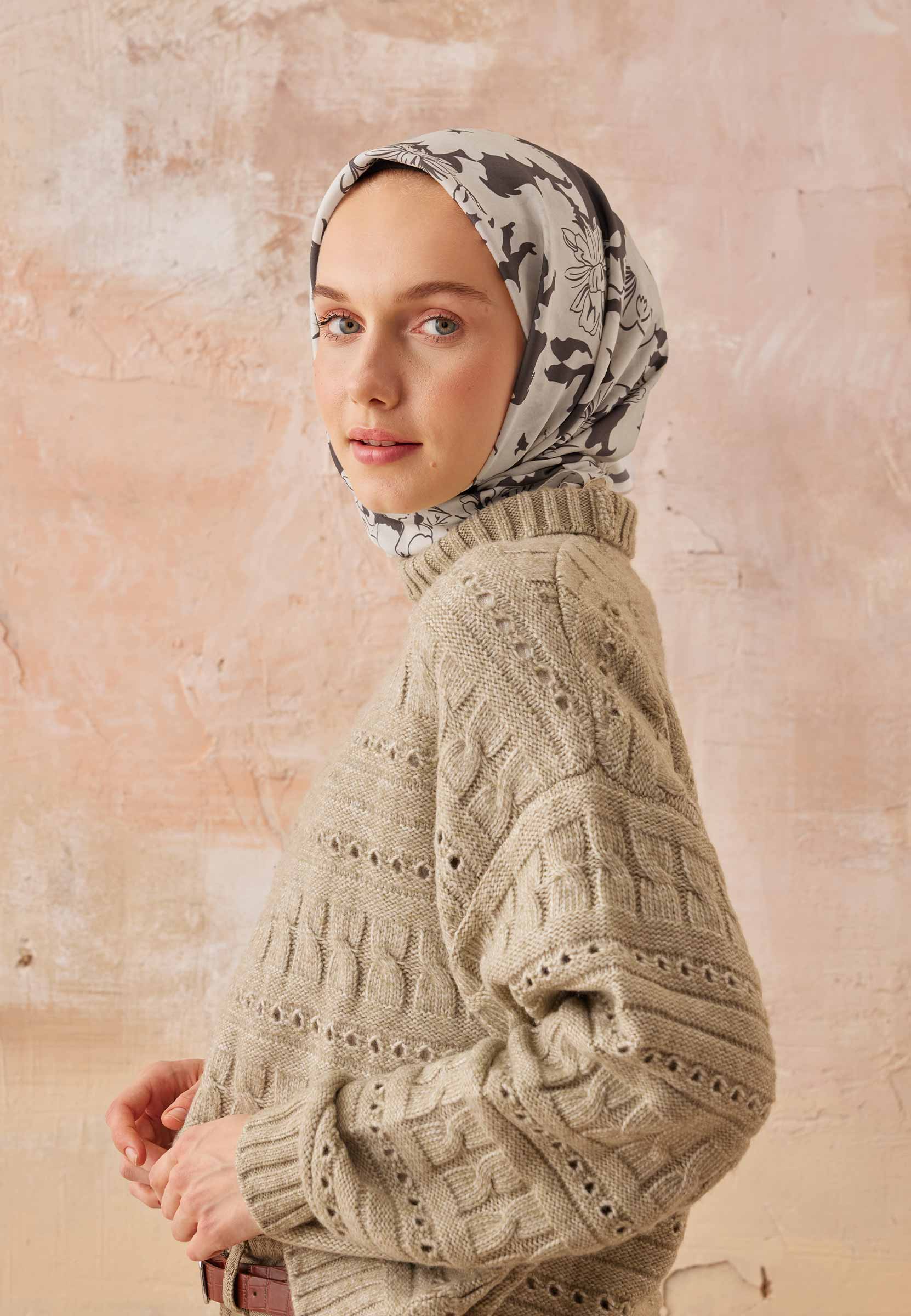 Acı Kahve Peony Desen Pamuk İpek Eşarp