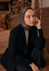 Siyah Dark Flower Desen Pamuk İpek Eşarp