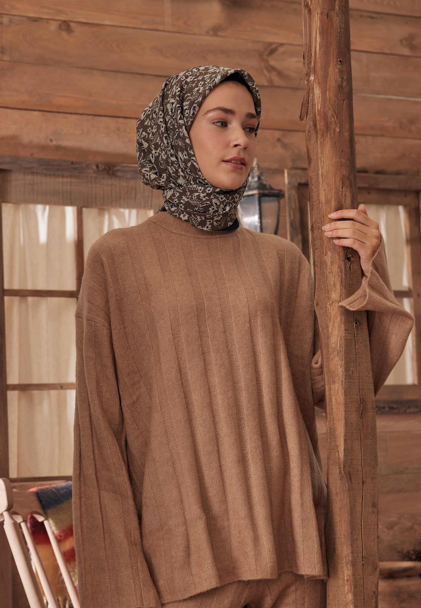 Kahve Estelle Desen Pamuk İpek Eşarp