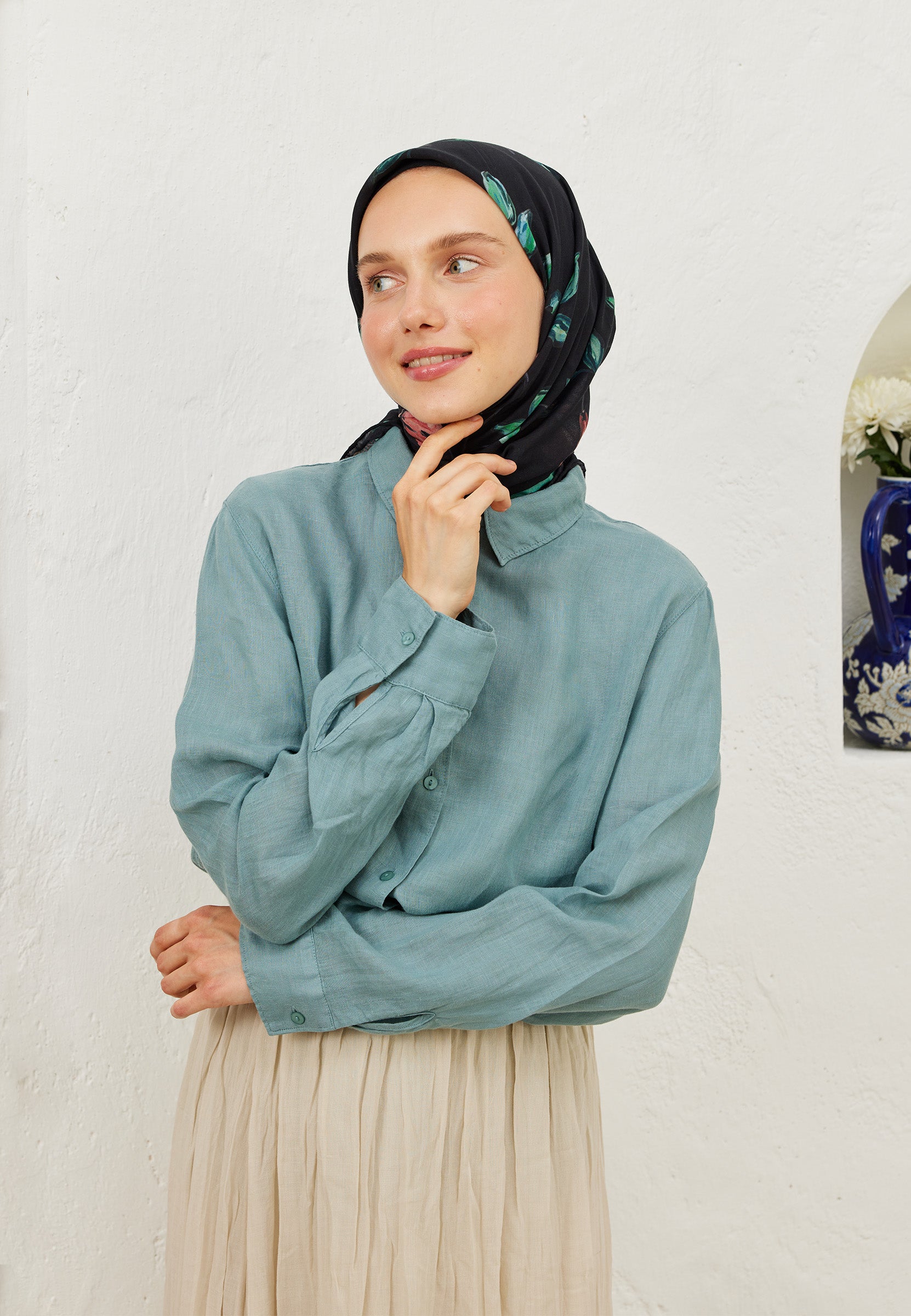 Siyah Bridget Desen Pamuk Vual Eşarp