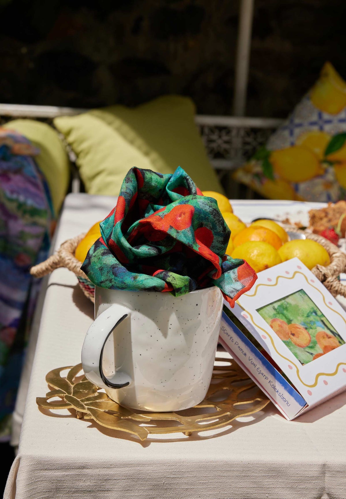 Siyah Peach Garden Desen Pamuk Vual Eşarp