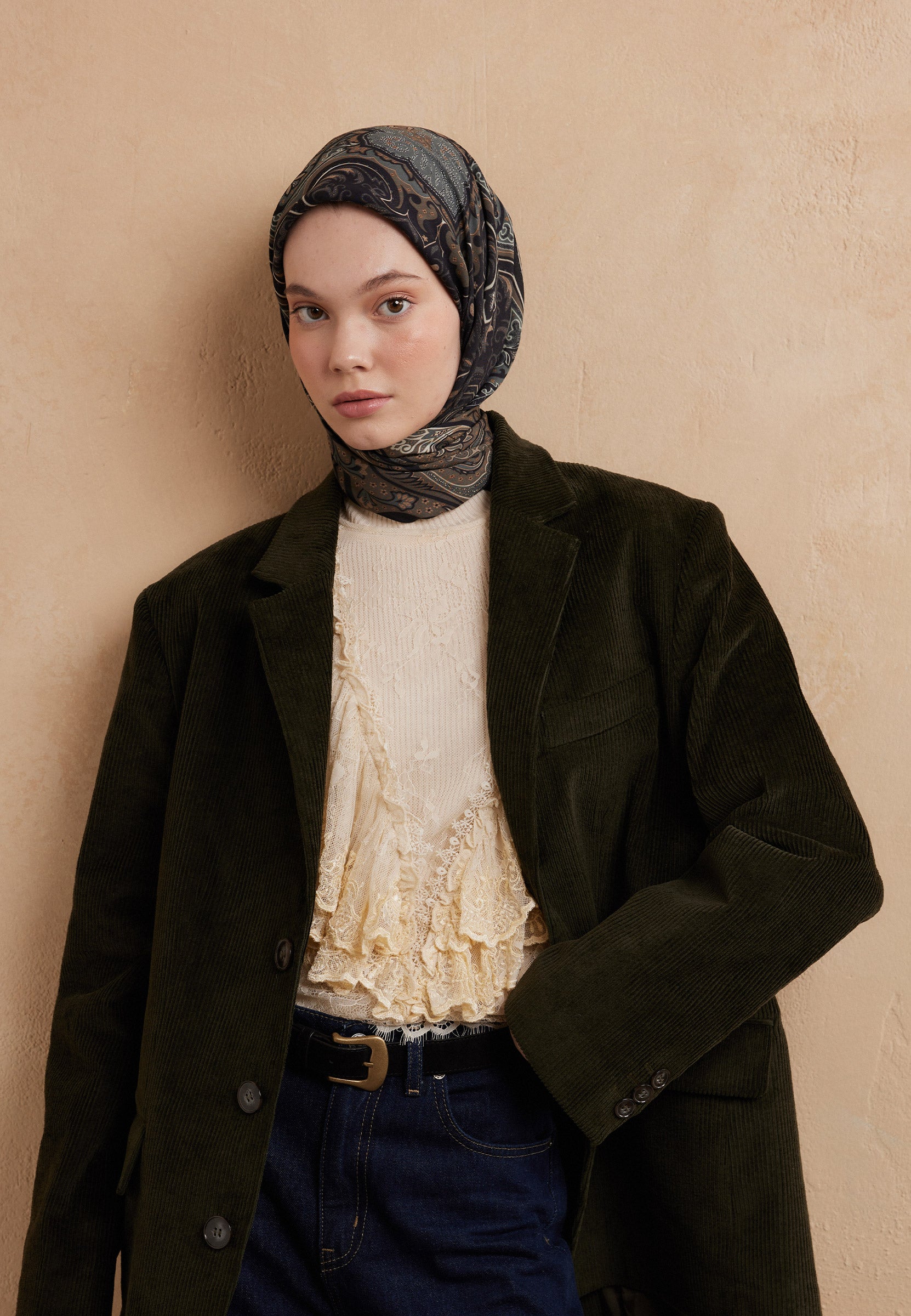 Siyah Vera Desen Pamuk İpek Eşarp