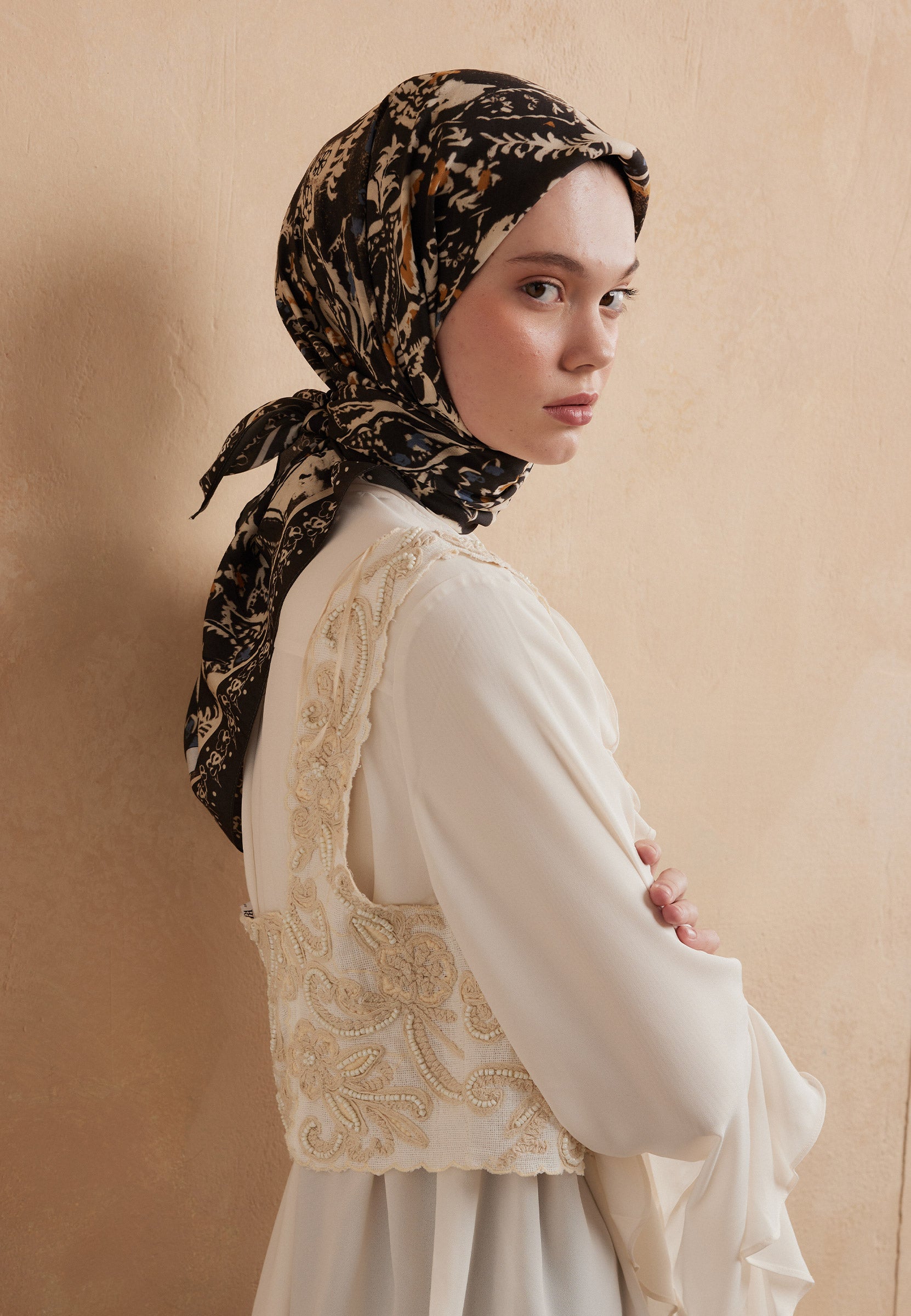 Koyu Kahve Floral Paısley Desen Pamuk İpek Eşarp