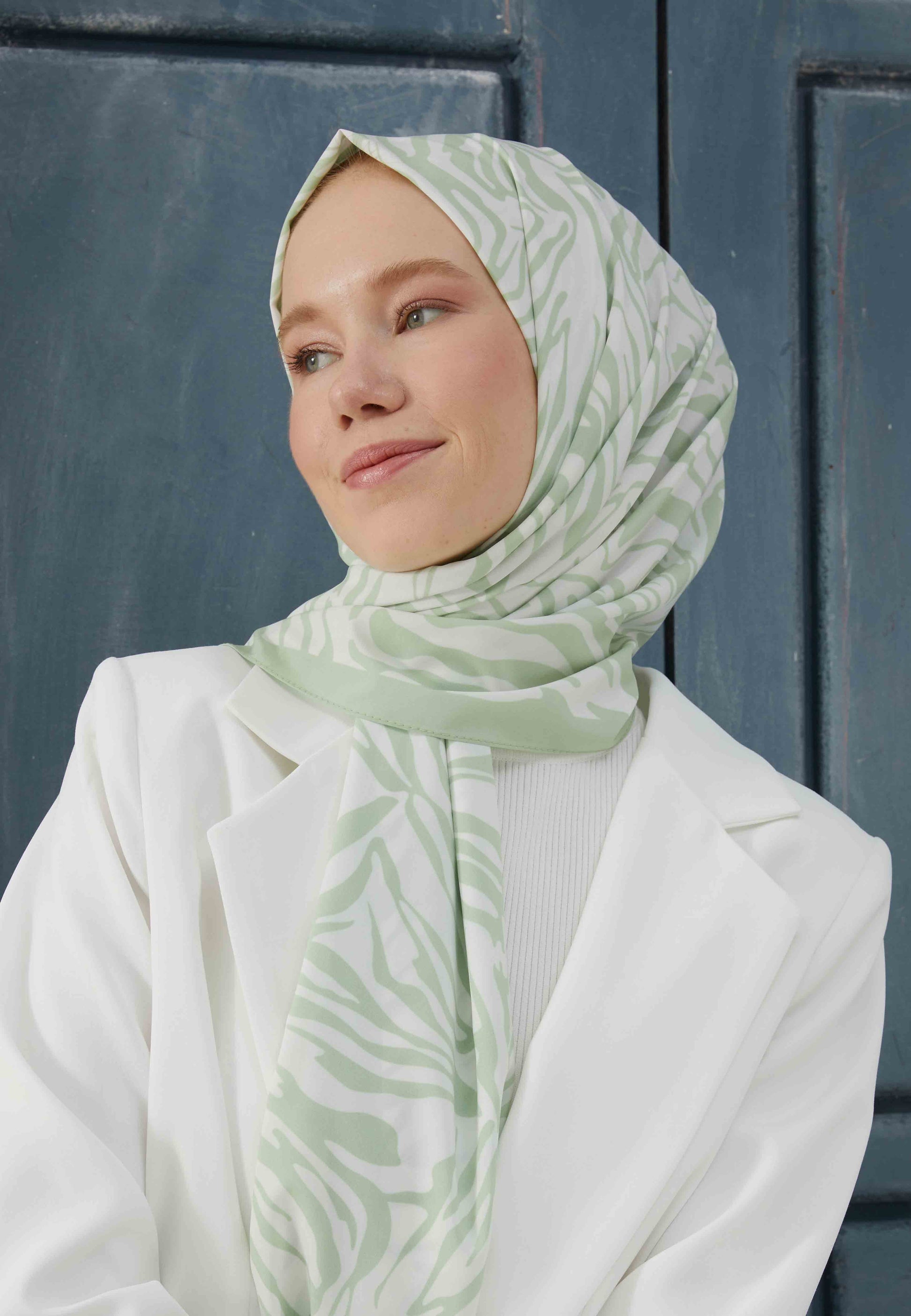 Yeşil Zebra Desen Şal