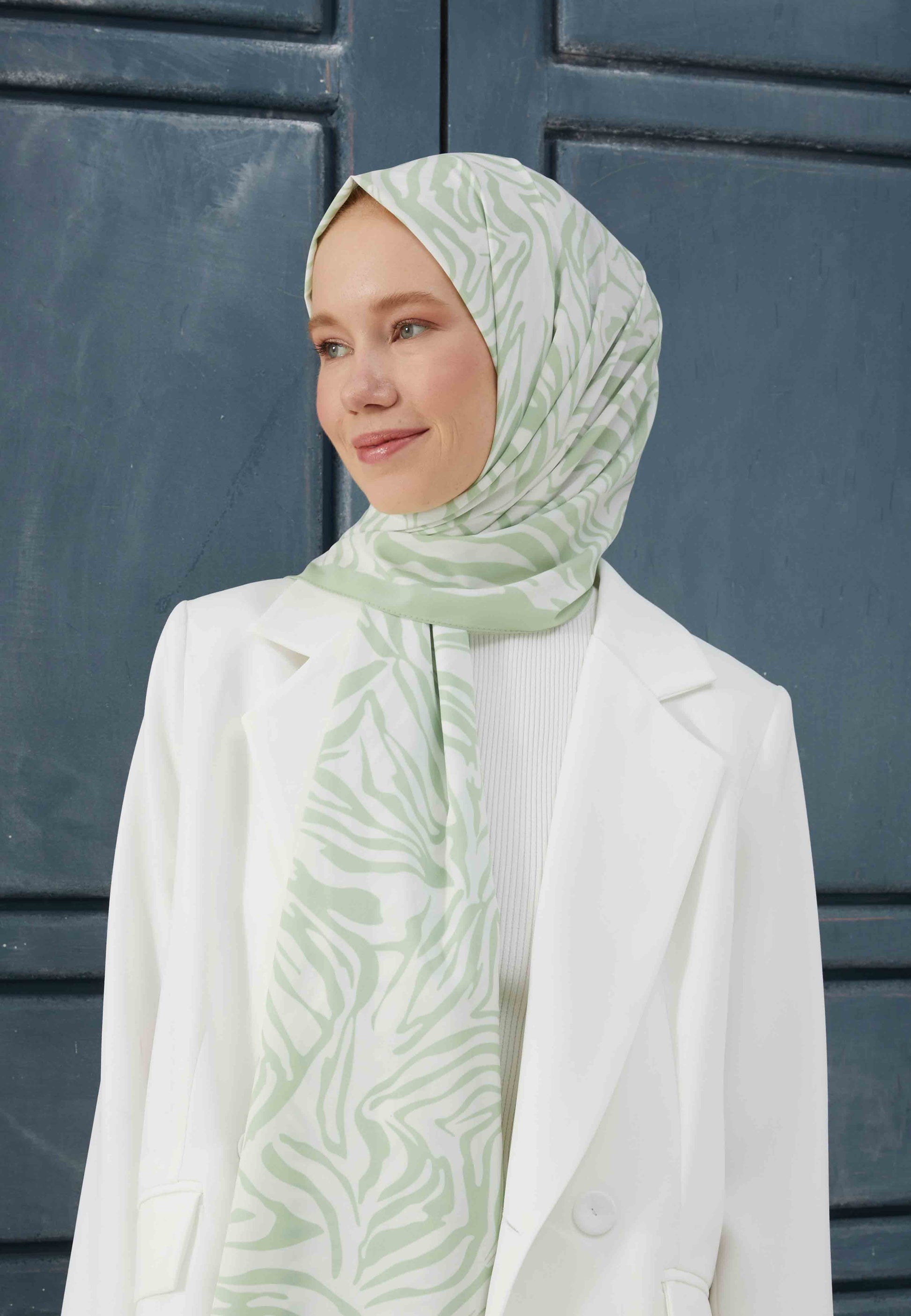 Yeşil Zebra Desen Şal