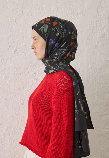 Siyah Strawberry Desen Şal