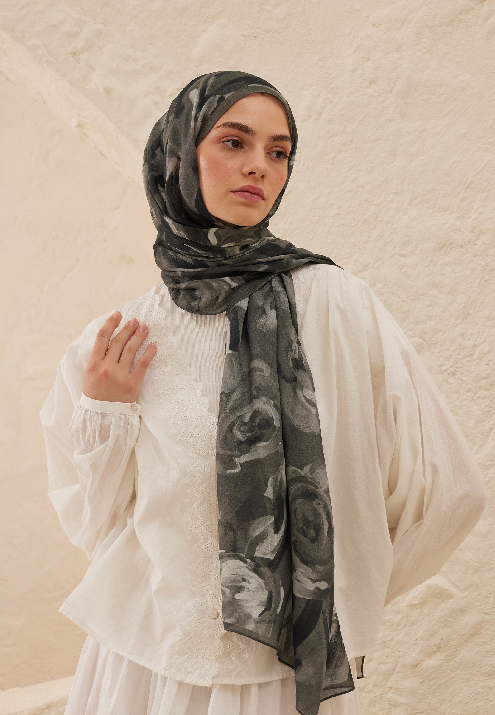 Gümüş Summer Rose Desen Rami Şal