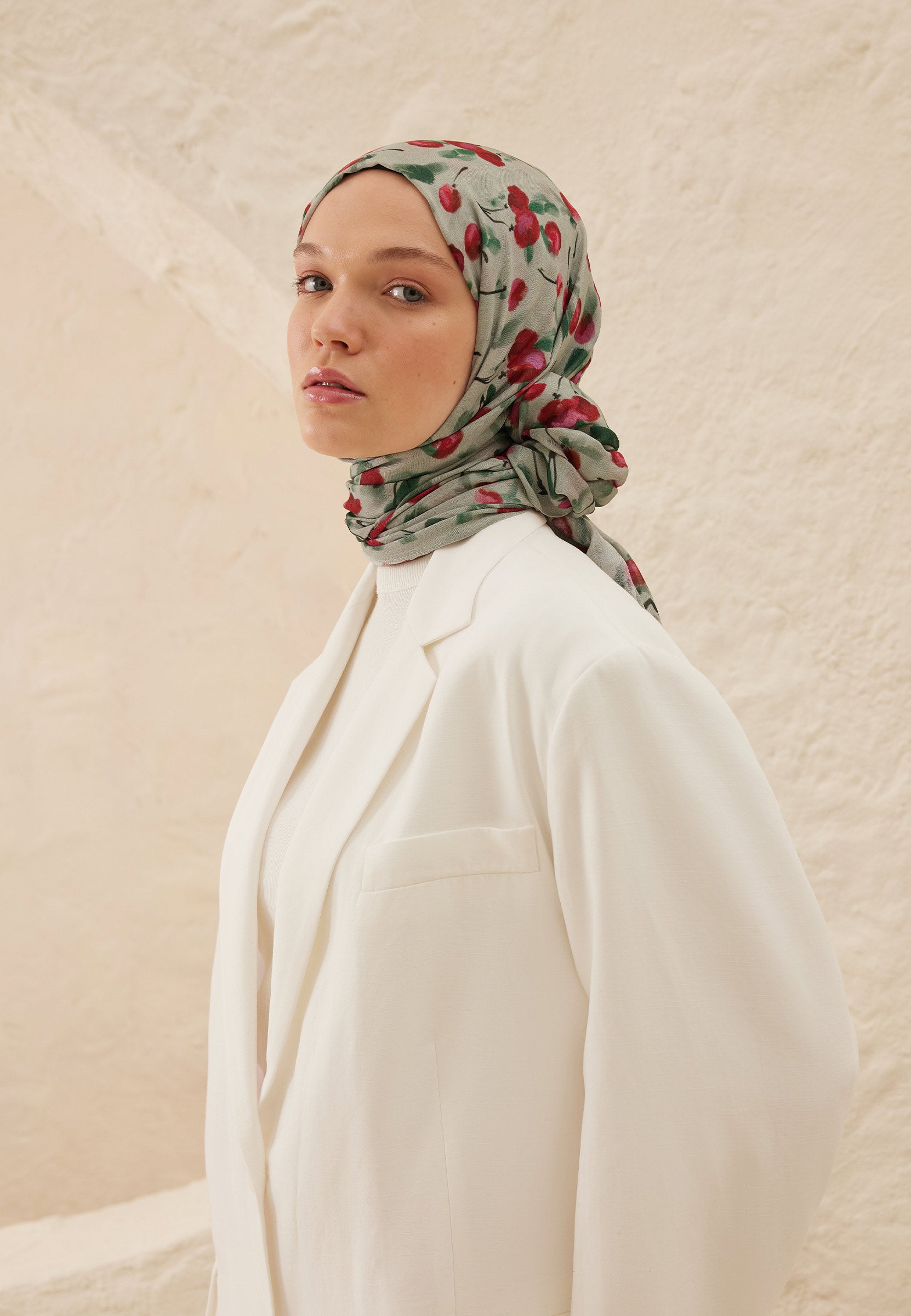 Soft Yeşil Cherry Desen Rami Şal