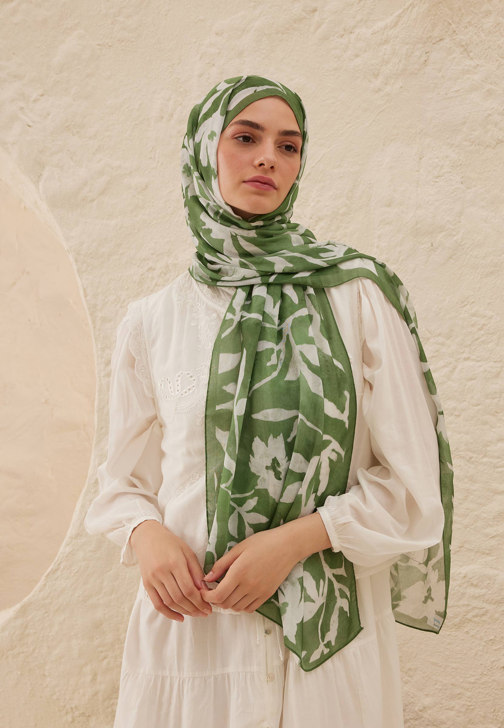 Yaprak Petunia Desen Rami Şal