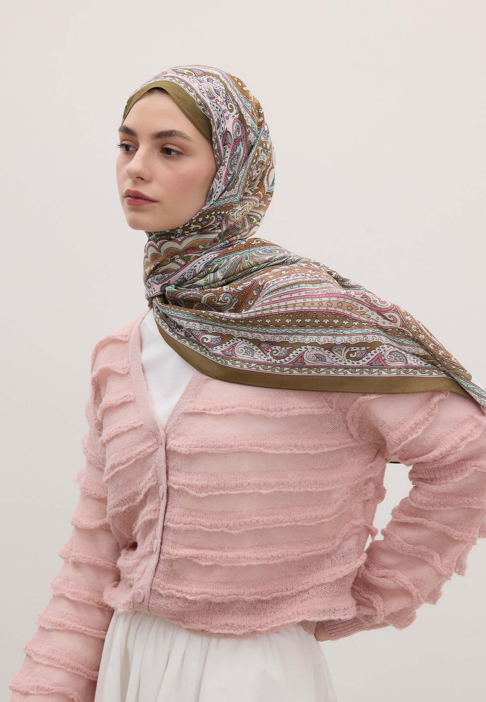 Tozlu Pembe Etnıc Floral Desen Şal