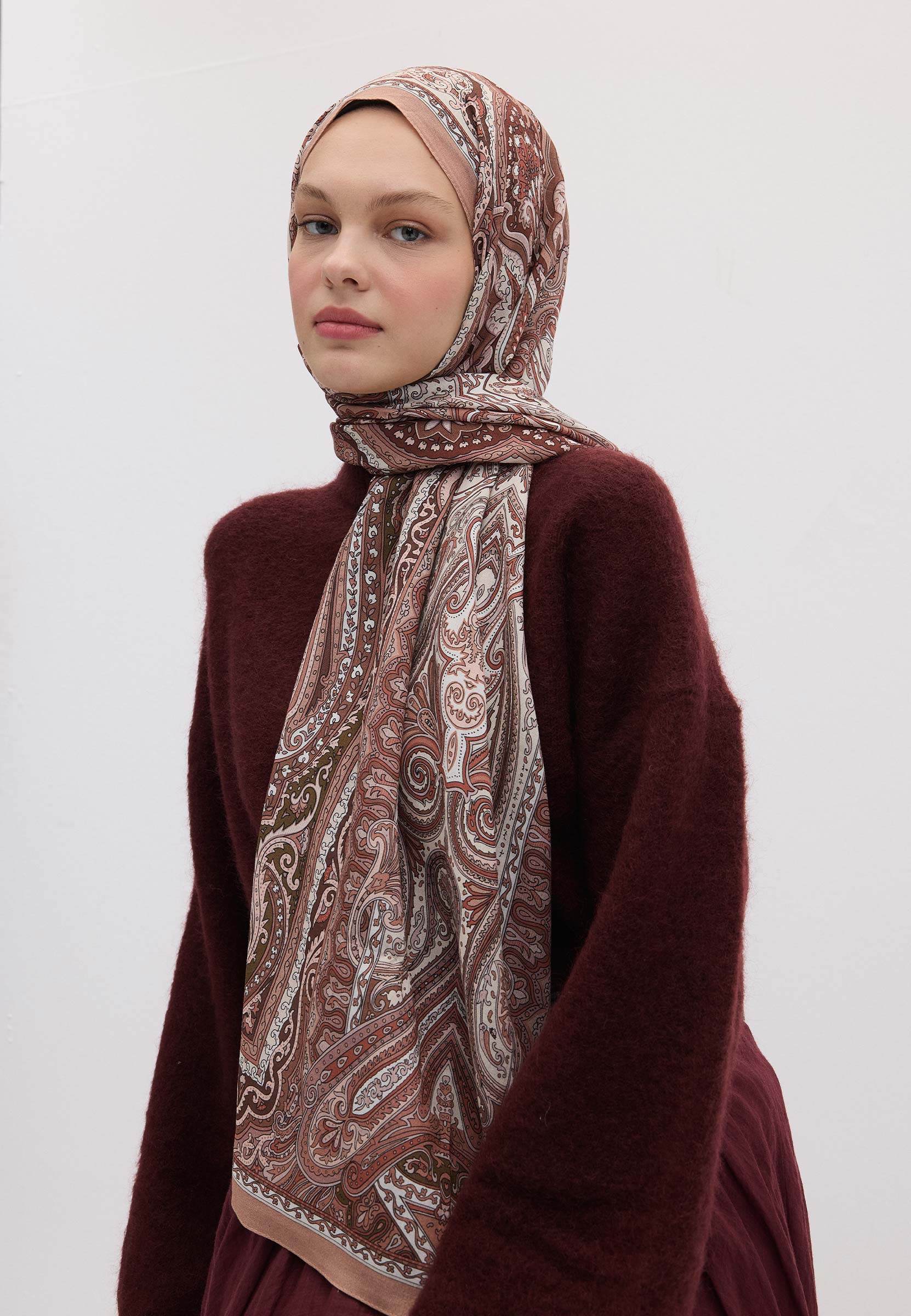 Kil Etnıc Floral Desen Şal