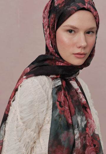 Siyah Love In Bloom Desen Vual Şal