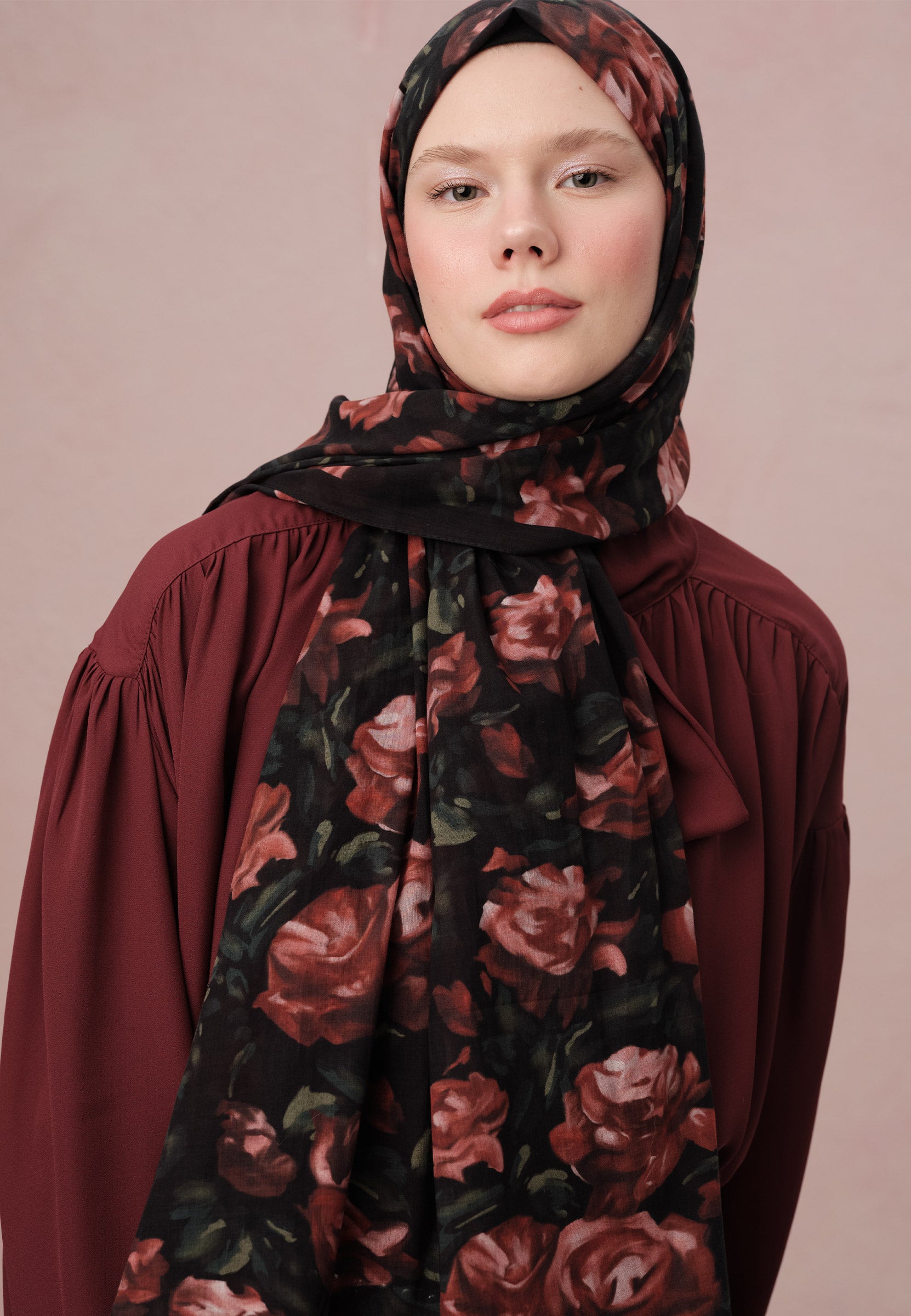 Kırmızı Wıld Rose Desen Vual Şal