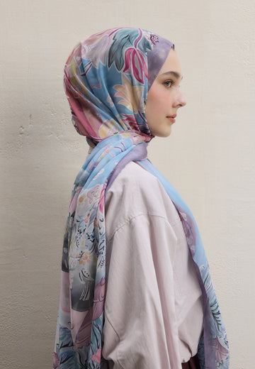 Soft Pembe Flower Dreams Desen İpek Krep Şal