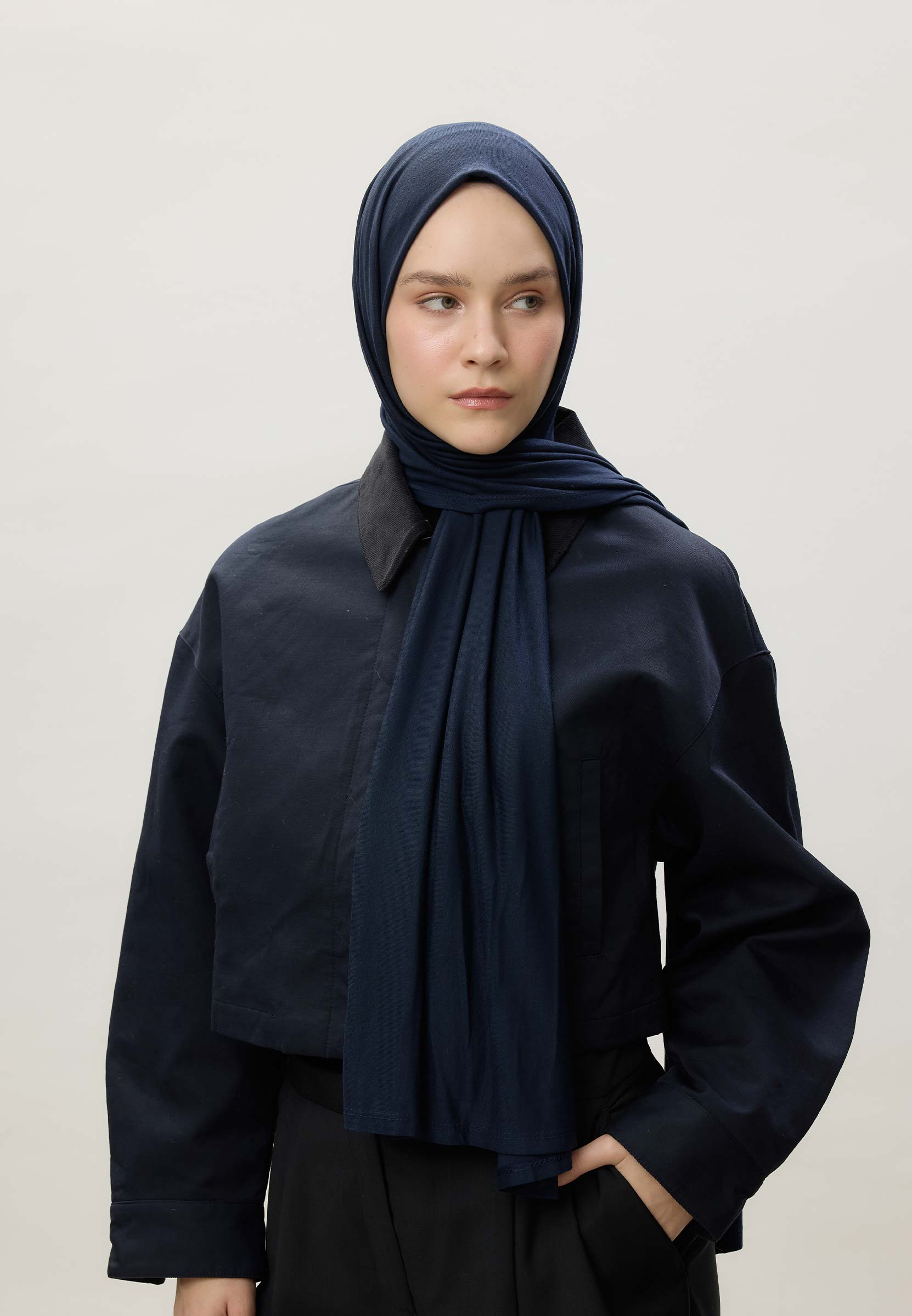 Lacivert Penye Şal