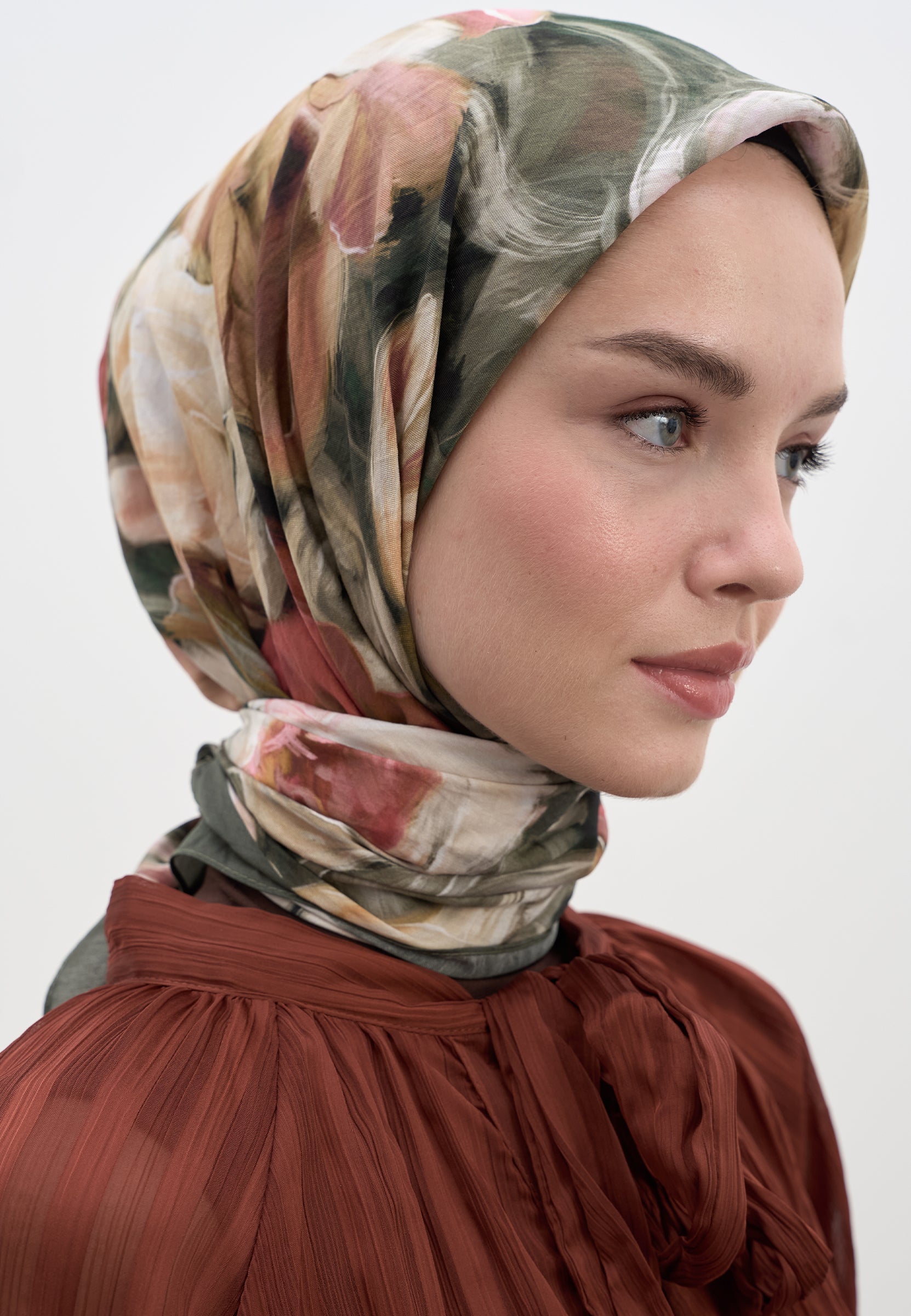 Haki Mıdnıght Floral Desen Pamuklu Viskon Eşarp