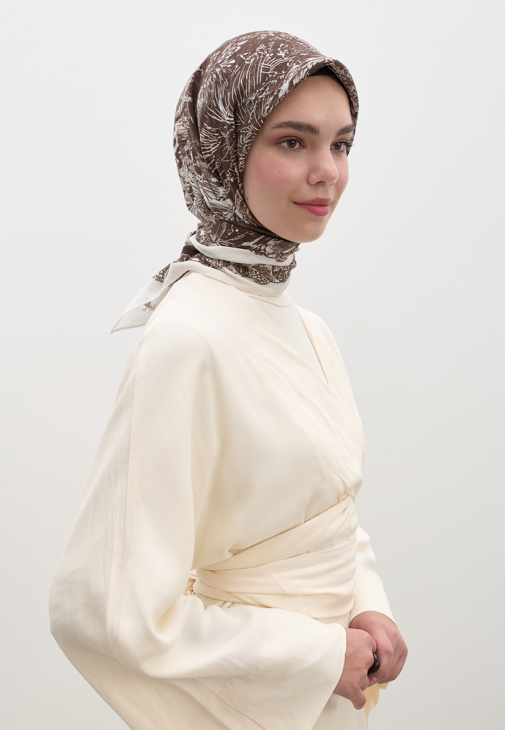 Acı Kahve Secret Elegance Desen Pamuklu Viskon Eşarp