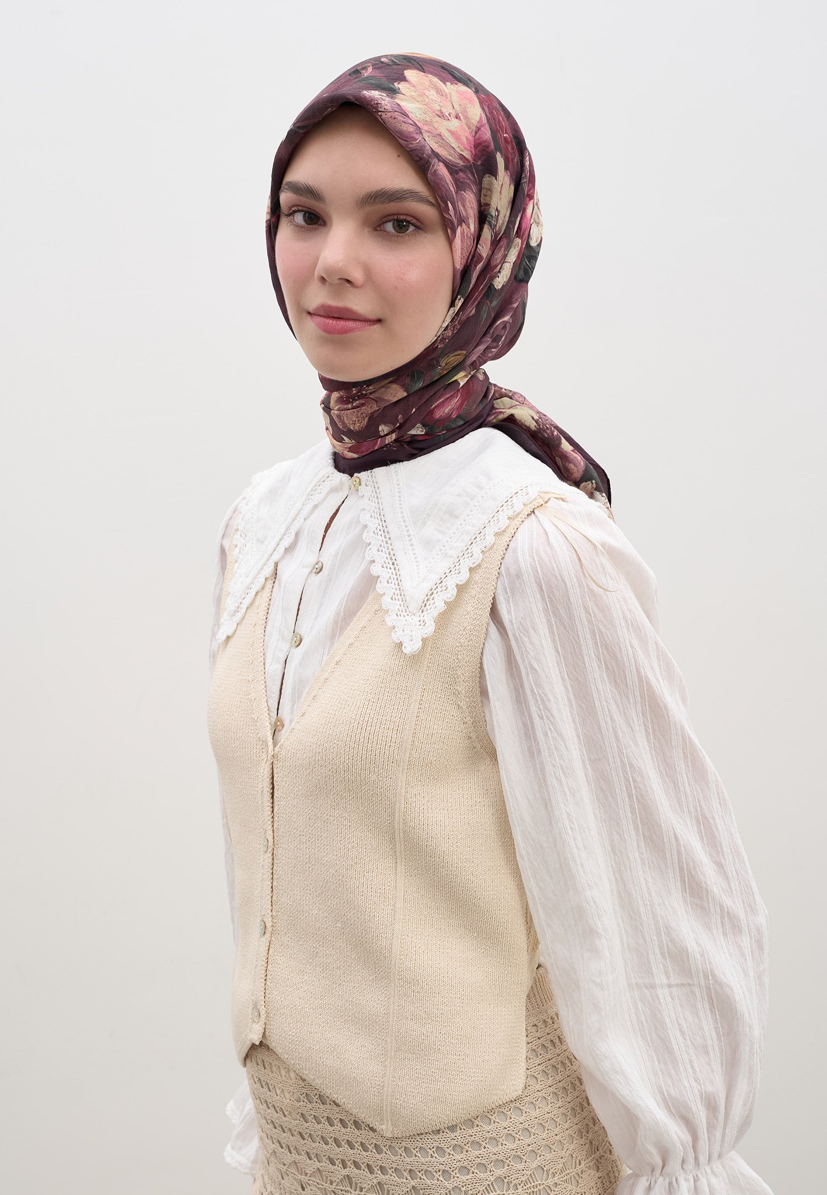 Mürdüm Rosıne Desen Pamuklu Viskon Eşarp