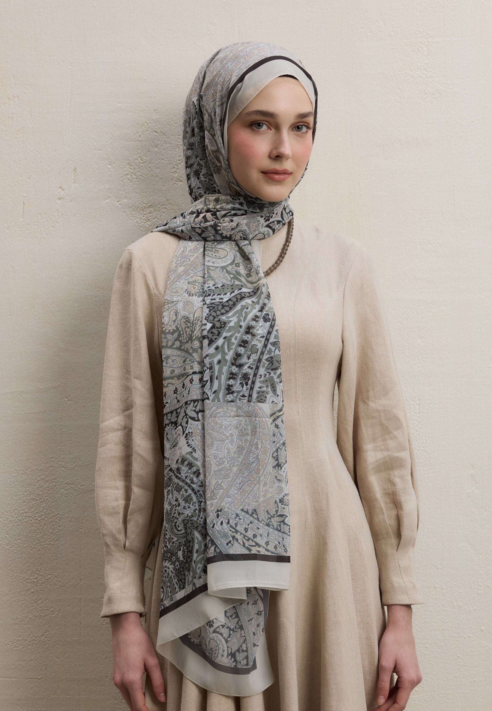 Vizon Paısley Patch Desen İpek Krep Şal
