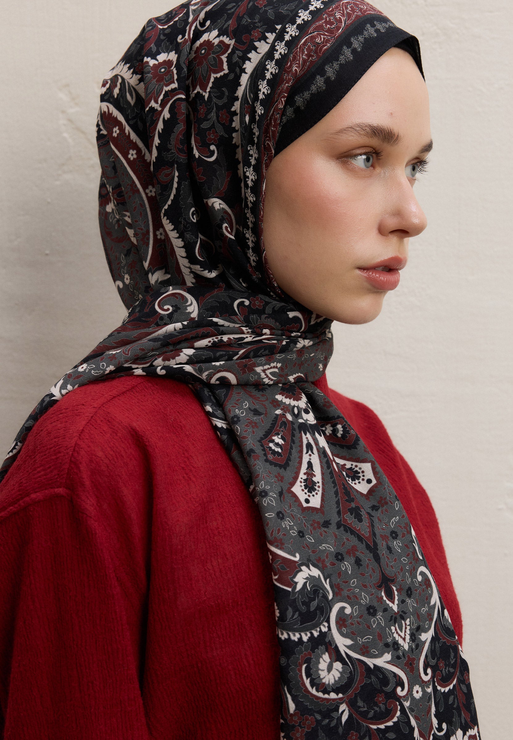 Siyah Elegant Desen Şal
